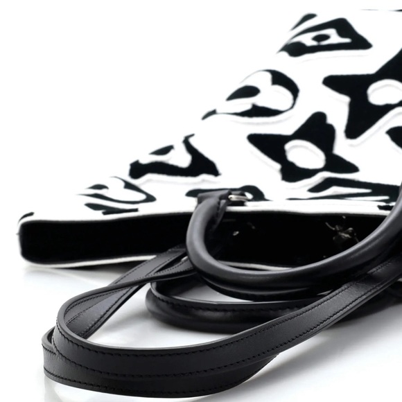 Louis Vuitton Cabas Limited Edition Urs Fischer Tufted Monogram Canvas White - Picture 6 of 7